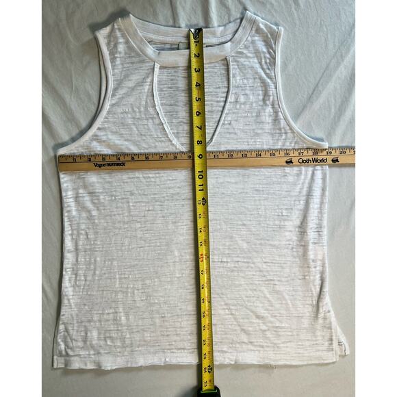 Lucky Brand White Tank Shirt Size Medium - Picture 3 of 9